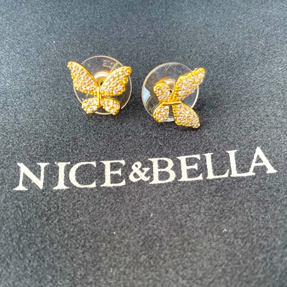 18 k gold plated buttery stud earrings